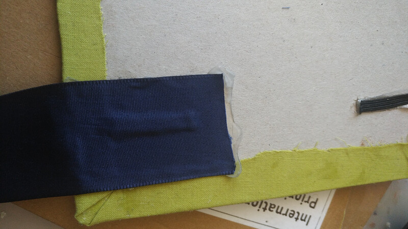 Ribbon on back cover